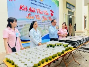 Hơi Ấm Tình Người: Caritas Thanh Hóa Trao Cơm 0 Đồng Tại Triệu Sơn