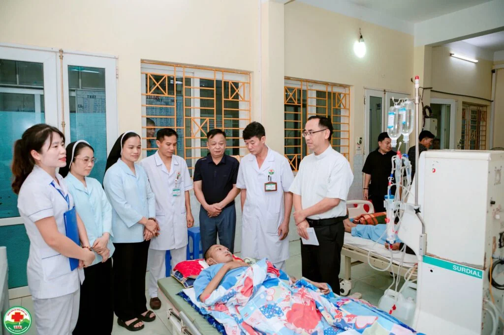 Ấm Áp Nghĩa Tình Nơi Phòng Lọc Máu BV Ngọc Lặc