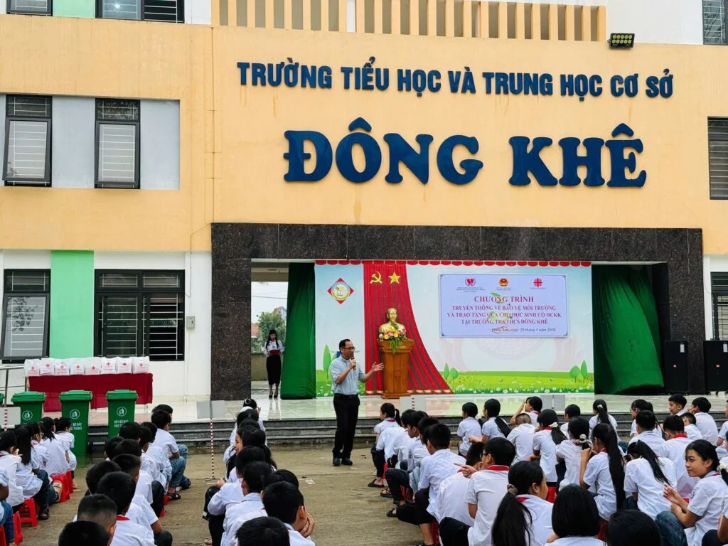 Thắp Sáng Niềm Tin Và Lan Tỏa Sứ Điệp Xanh Tại Trường Tiểu Học & THCS Đông Khê