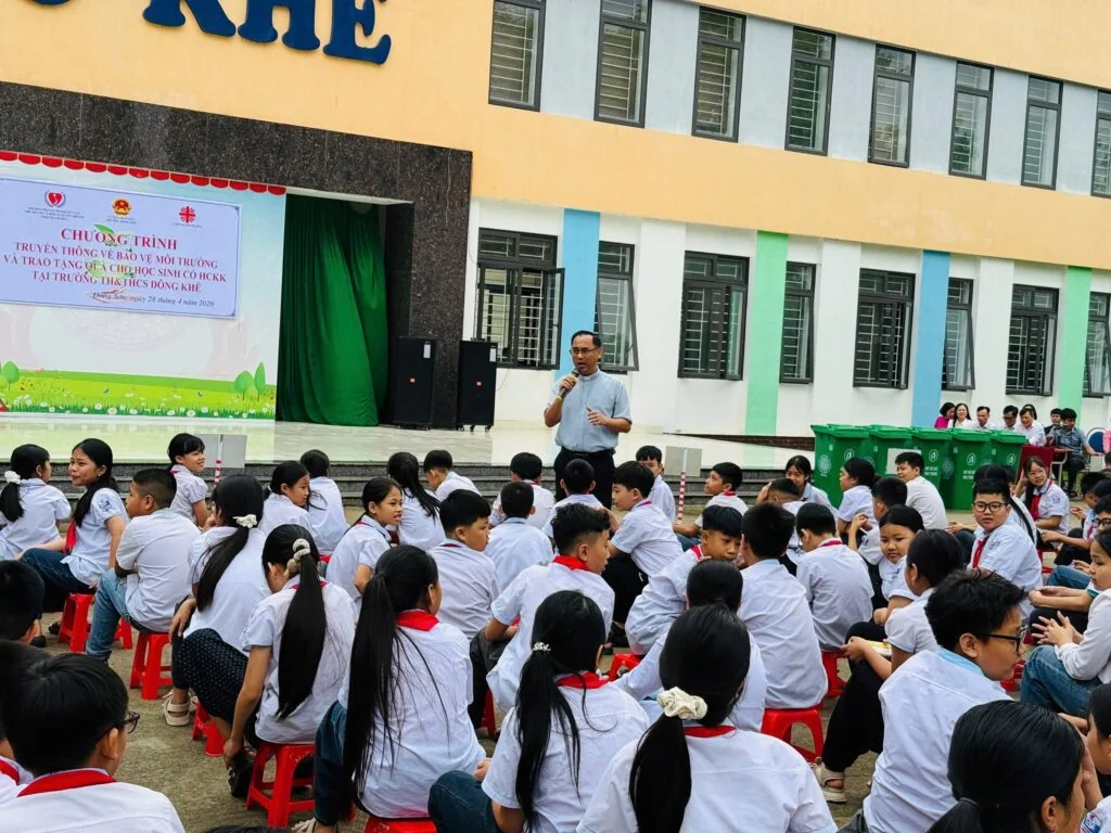 Thắp Sáng Niềm Tin Và Lan Tỏa Sứ Điệp Xanh Tại Trường Tiểu Học & THCS Đông Khê