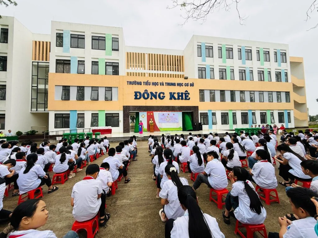 Thắp Sáng Niềm Tin Và Lan Tỏa Sứ Điệp Xanh Tại Trường Tiểu Học & THCS Đông Khê