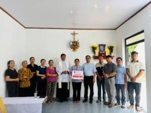 Mái Ấm Tình Thương: Bàn Giao Nhà Tình Nghĩa Cho Bà Lê Thị Ngắn