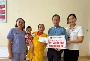 Hành Trình Yêu Thương: Những Trái Tim Nhỏ Harrisburg Sưởi Ấm Quê Hương